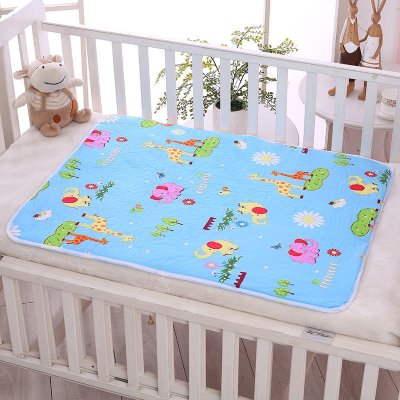 Diaper Changing Mat - 70 x 90 cm saugfähige, waschbare